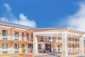 Days Inn by Wyndham Lavonia